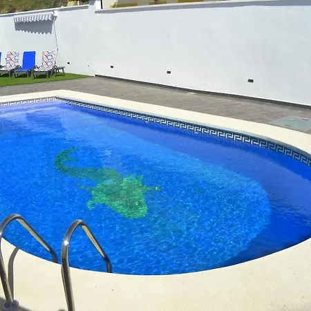 3 Bedrooms - Playa Burriana - R1273 Villa Nerja