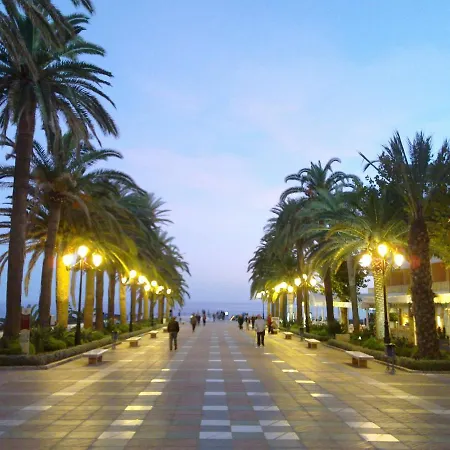3 Bedrooms - Playa Burriana - R1273 *