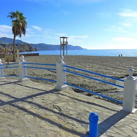 3 Bedrooms - Playa Burriana - R1273 Nerja