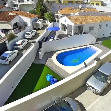 3 Bedrooms - Playa Burriana - R1273 Villa